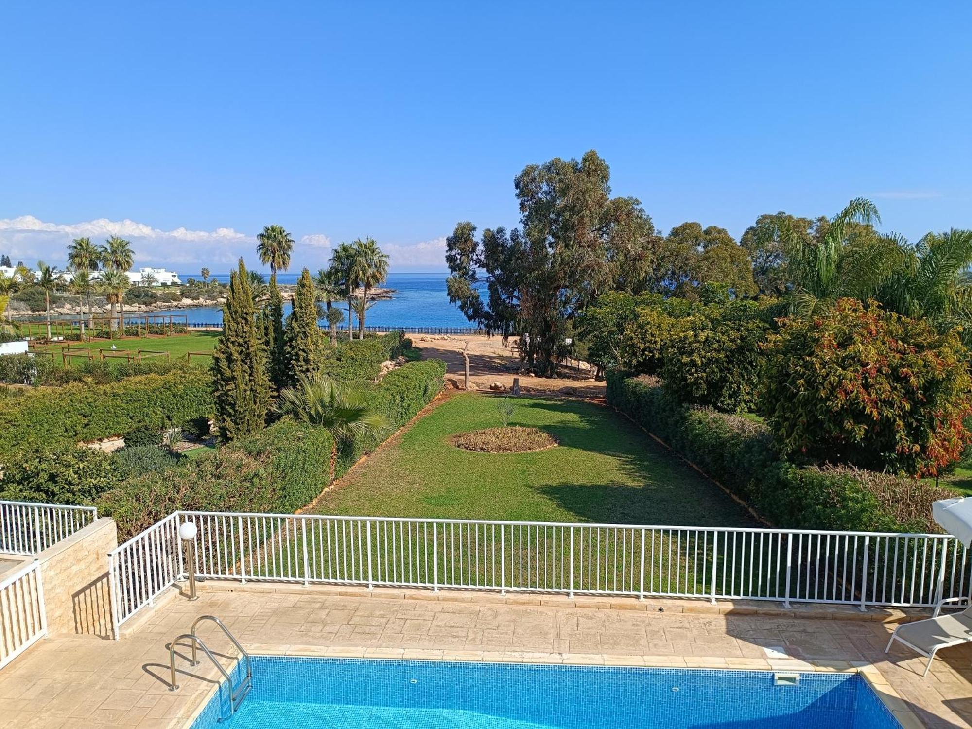Horizon Villa Protaras Exterior photo