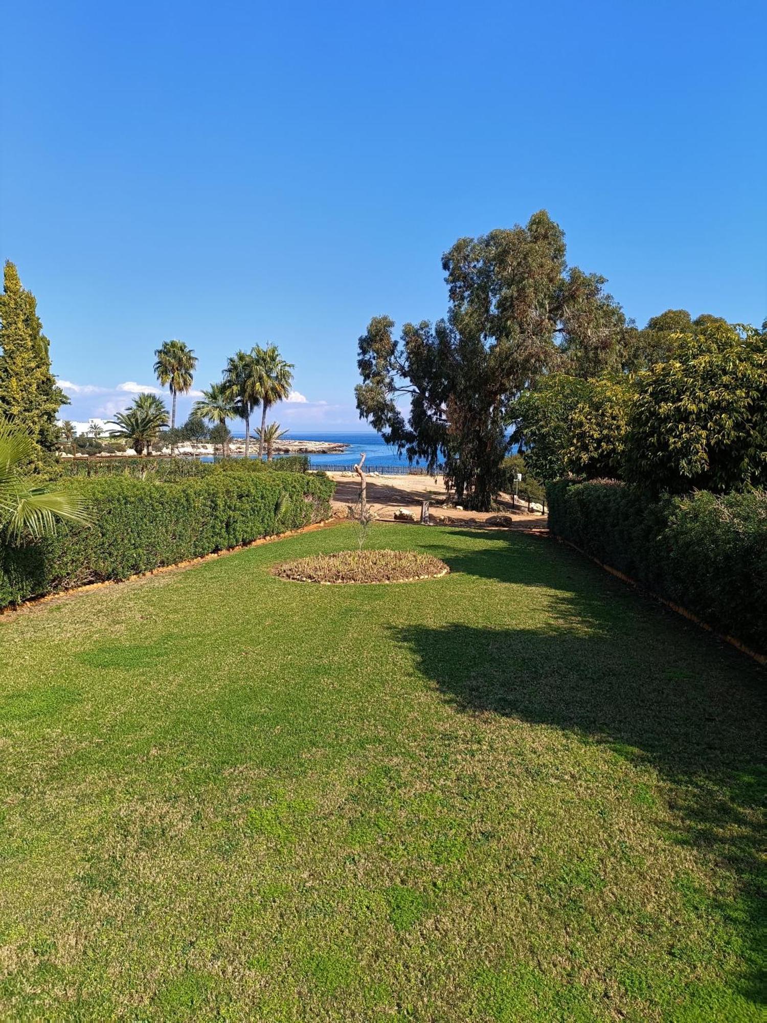 Horizon Villa Protaras Exterior photo
