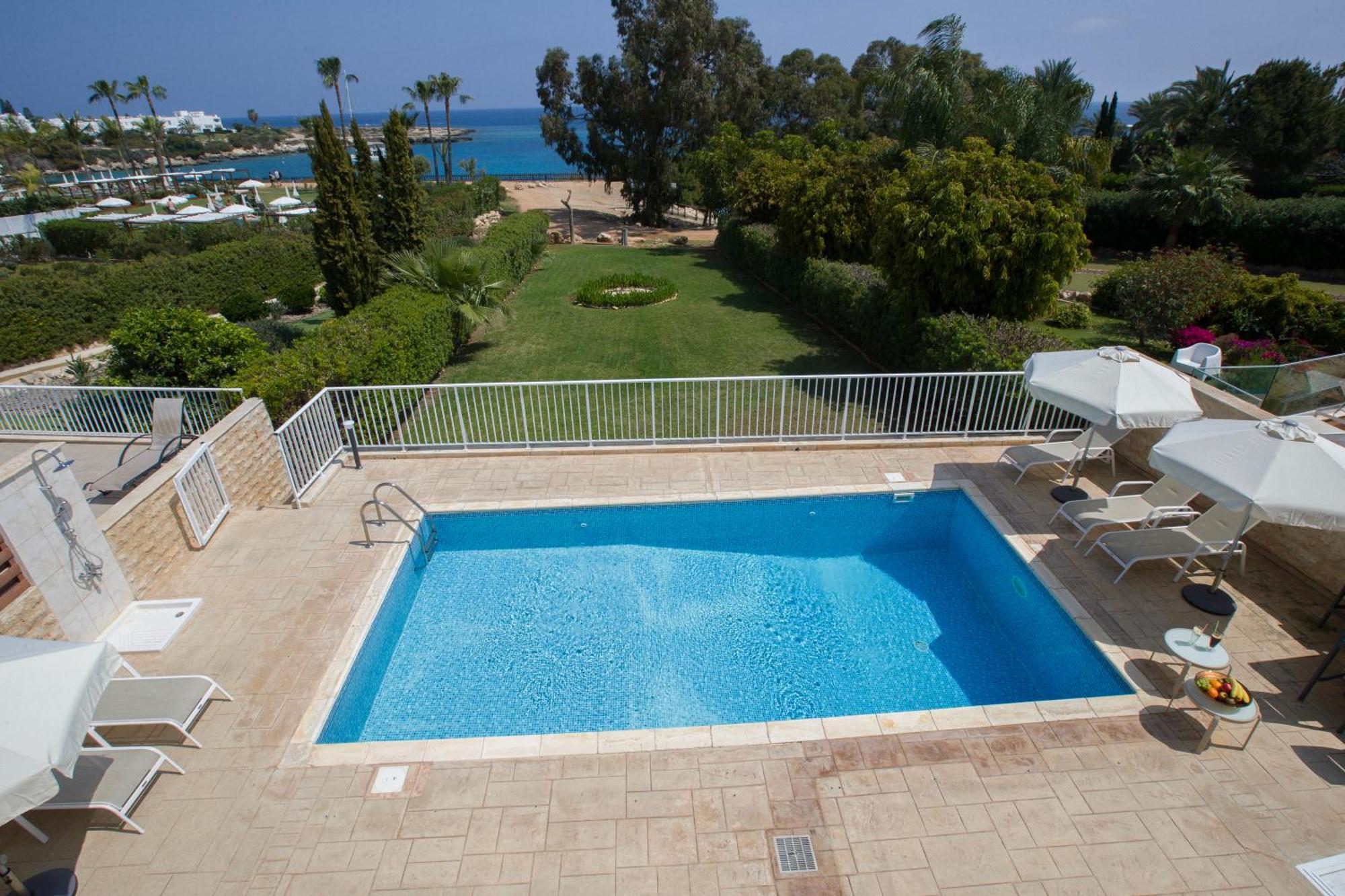 Horizon Villa Protaras Exterior photo